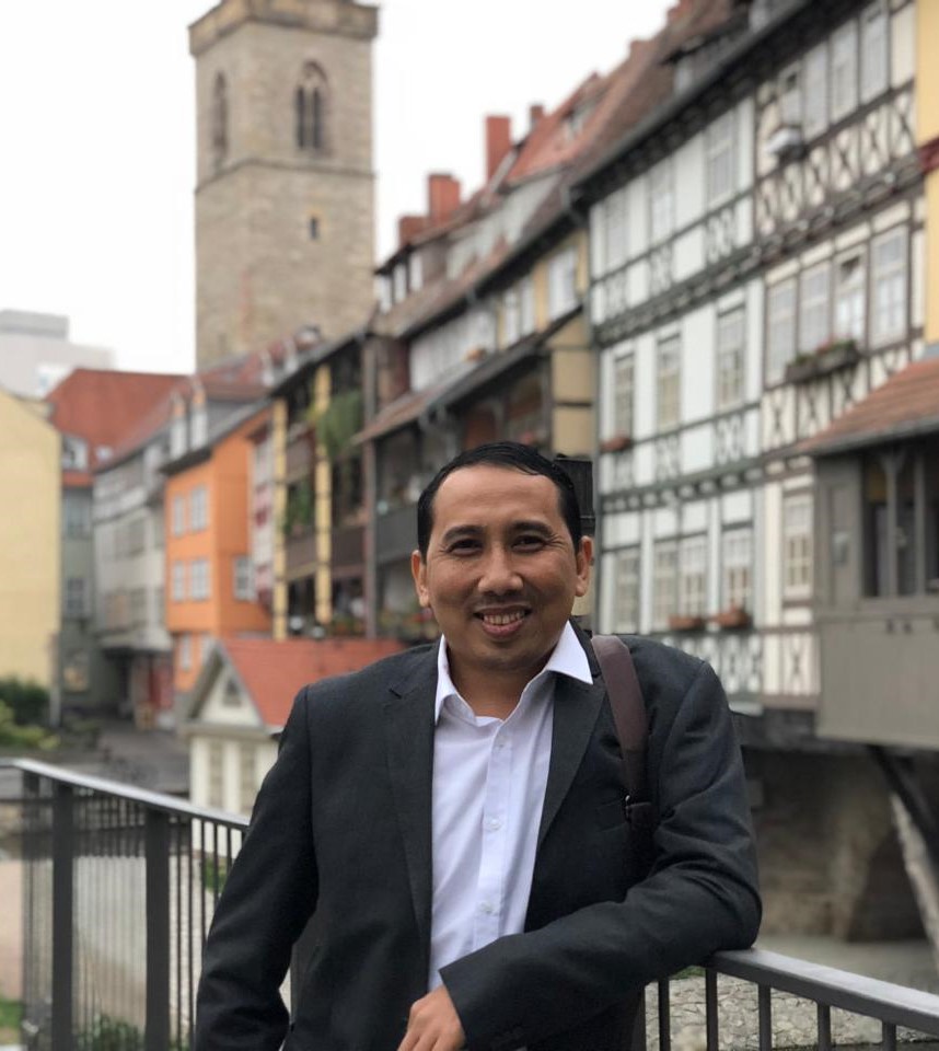 Hesbul Bahar, S.HI, MH